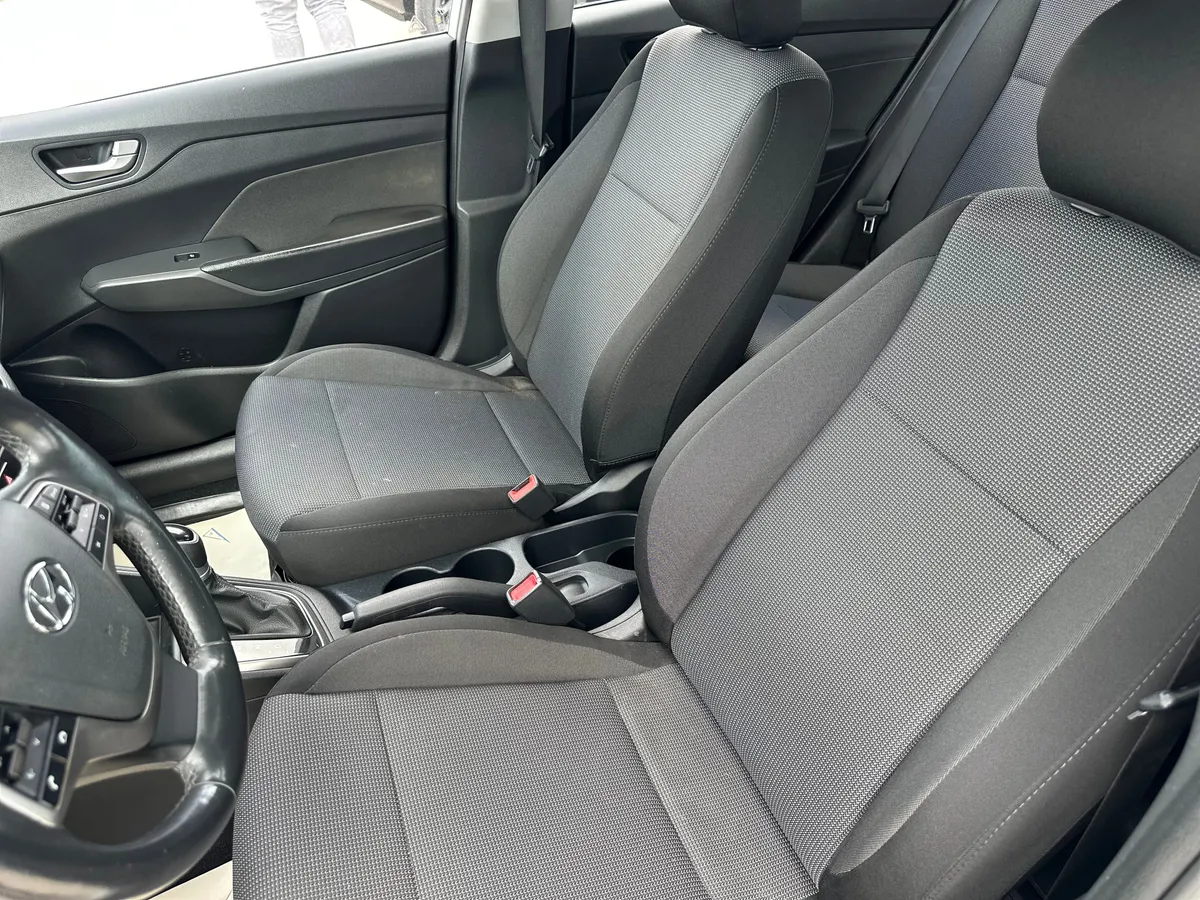 Hyundai Solaris 1.6 AT (123 л.с.), 2020 — фото 11