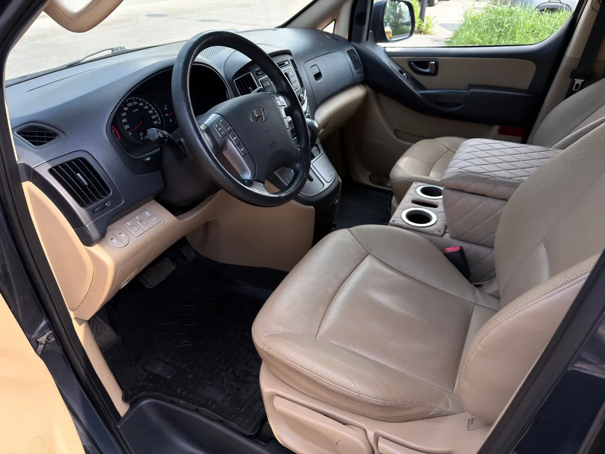 Hyundai H-1 2.5 CRDi AT (170 л.с.)