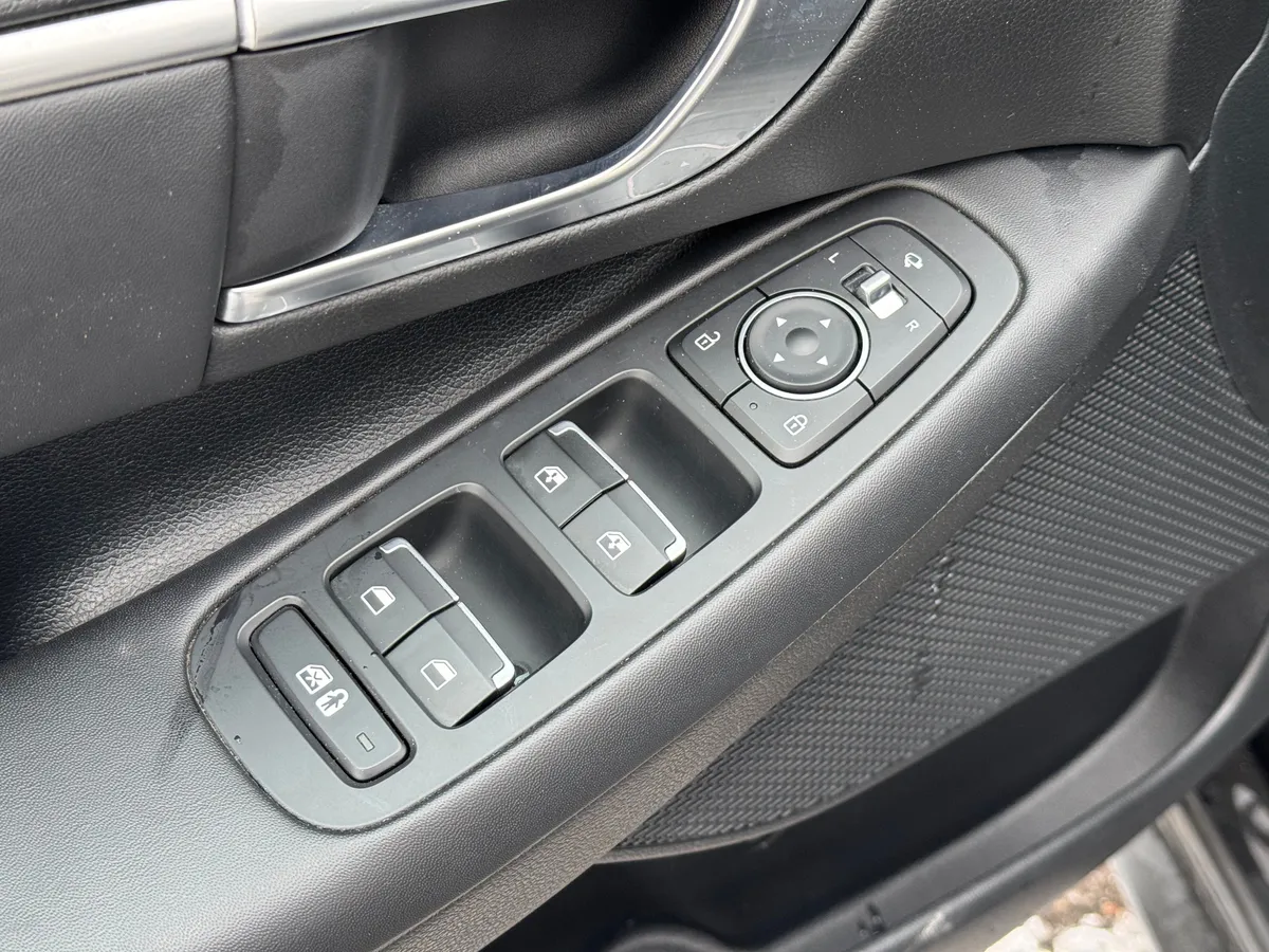 Hyundai Sonata 2.0 AT (150 л.с.)