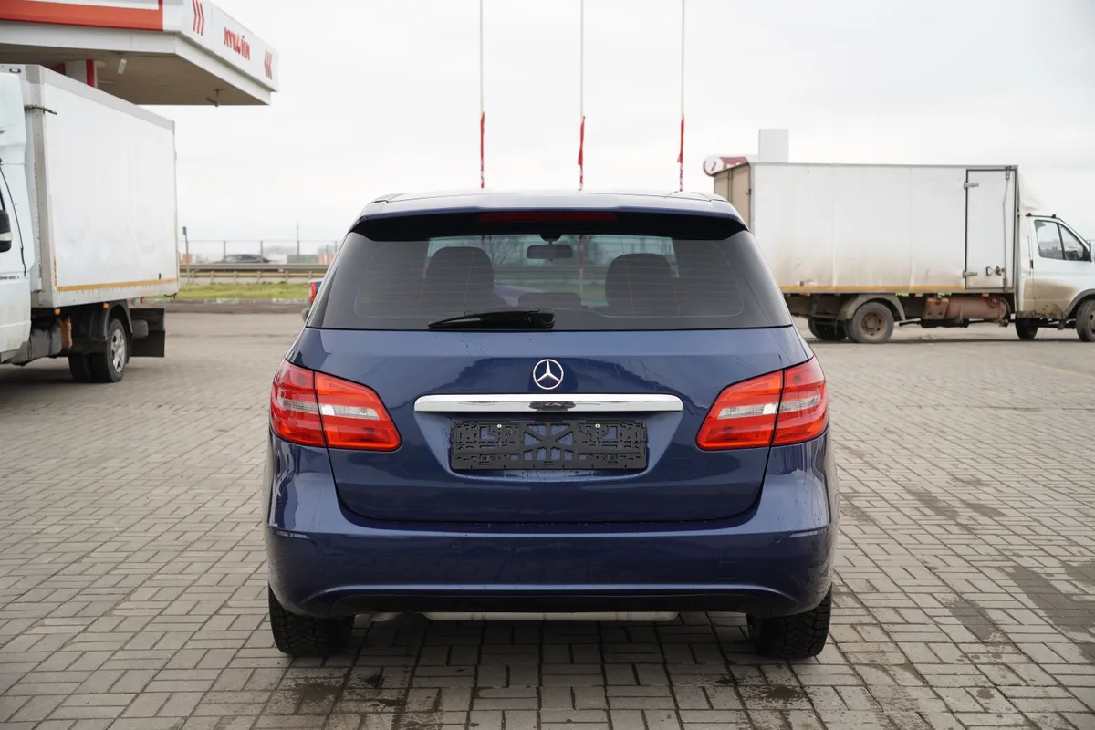 Mercedes-Benz B-Класс B 200 BlueEfficiency 7G-DCT (156 л.с.)