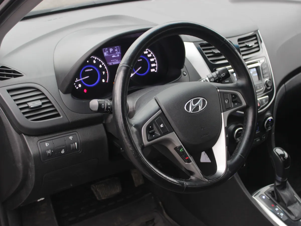 Hyundai Solaris 1.6 AT (123 л.с.)