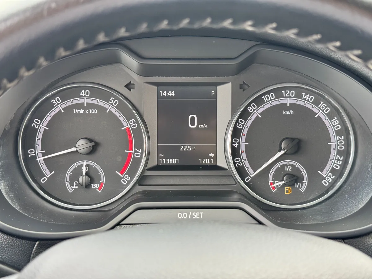 Skoda Octavia 1.6 AT (110 л.с.)