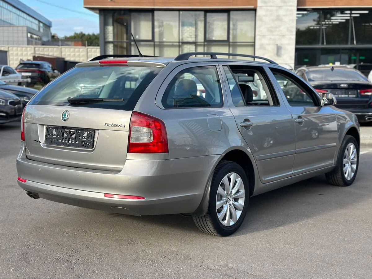 Skoda Octavia, 2011 — фото 4