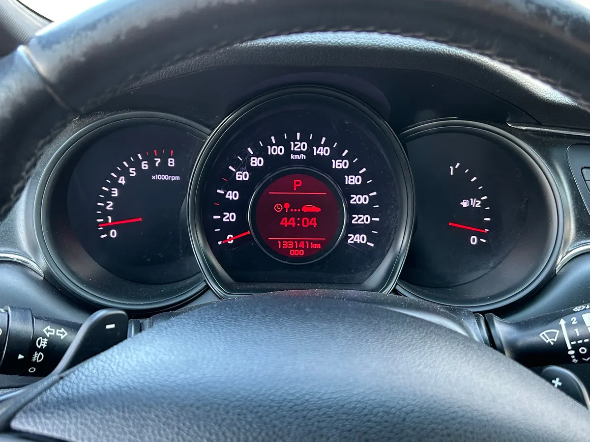 Kia Ceed 1.6 AT (130 л.с.)