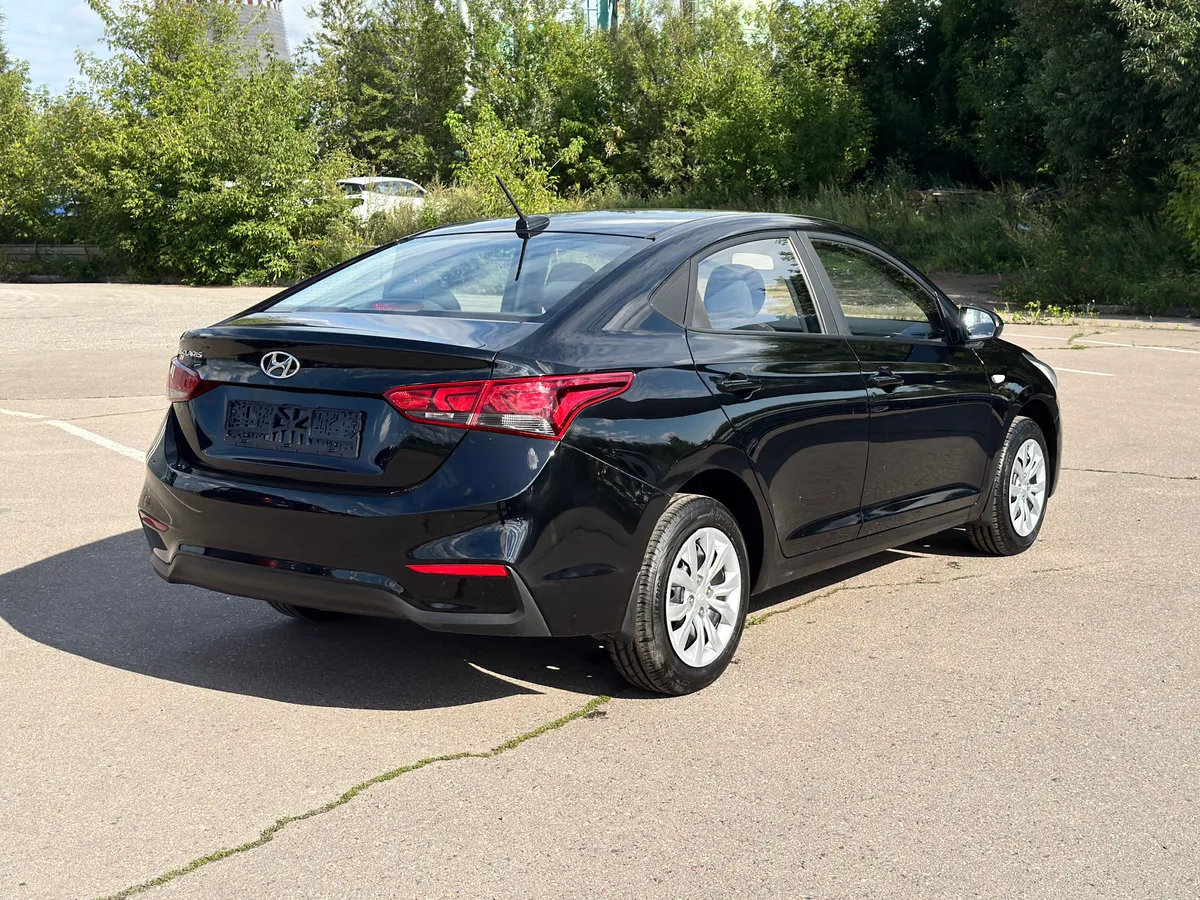 Hyundai Solaris 1.4 AT (100 л.с.)