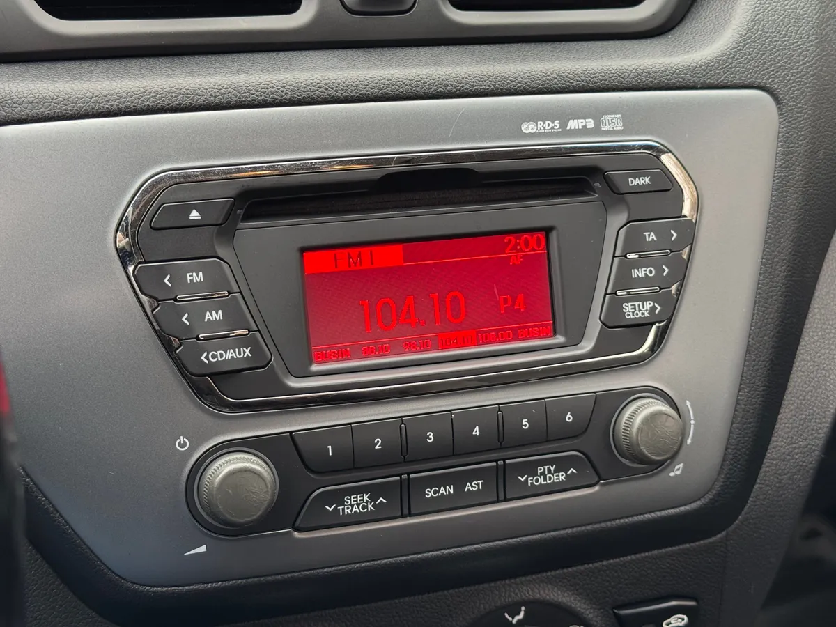 Kia Rio 1.4 AT (107 л.с.), 2014 — фото 8