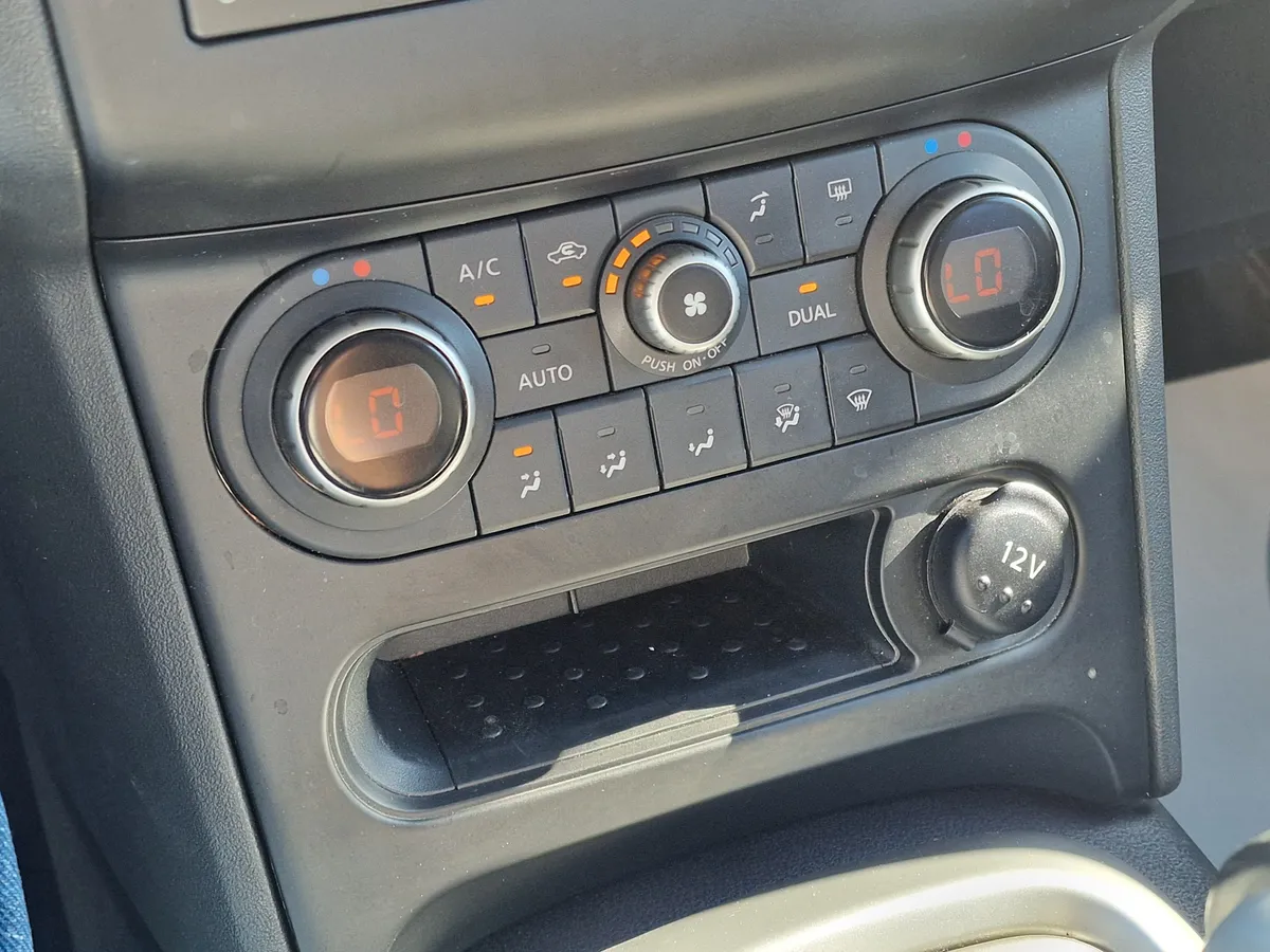 Nissan Qashqai 2.0 CVT AWD (144 л.с.)