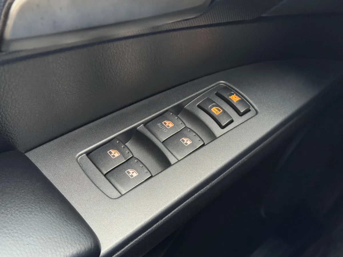 SsangYong Kyron 2.3 E-Tronic 4WD (150 л.с.)