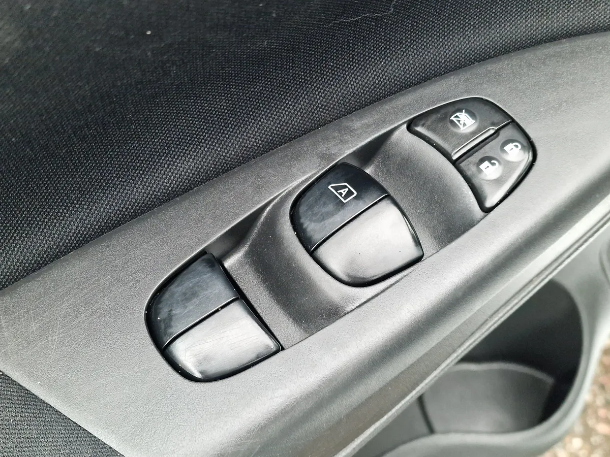 Nissan Sentra 1.6 CVT (117 л.с.)