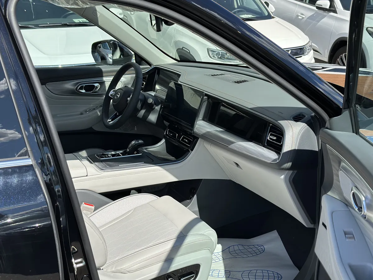 GAC Trumpchi GS8 2.0 AT 4WD (252 л.с.)