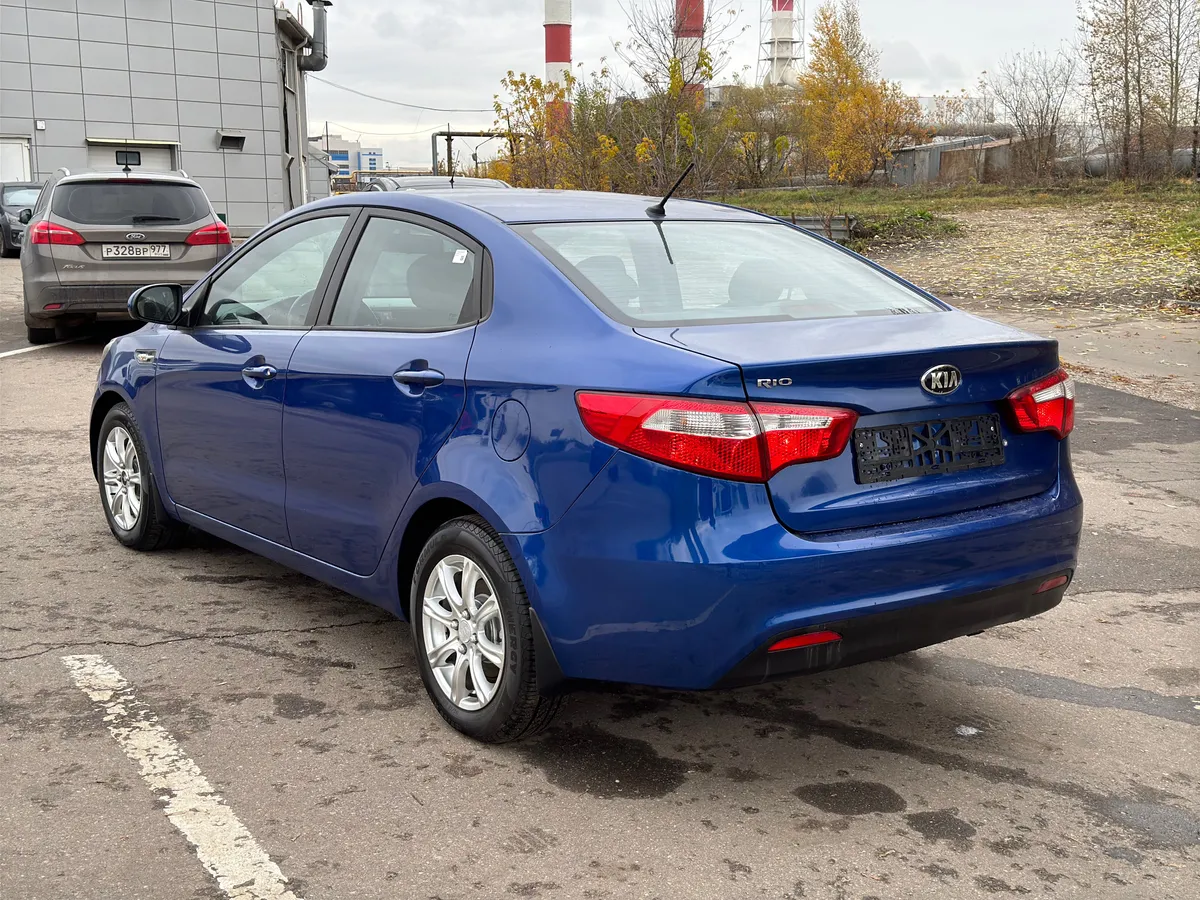 Kia Rio 1.4 AT (107 л.с.), 2014 — фото 3