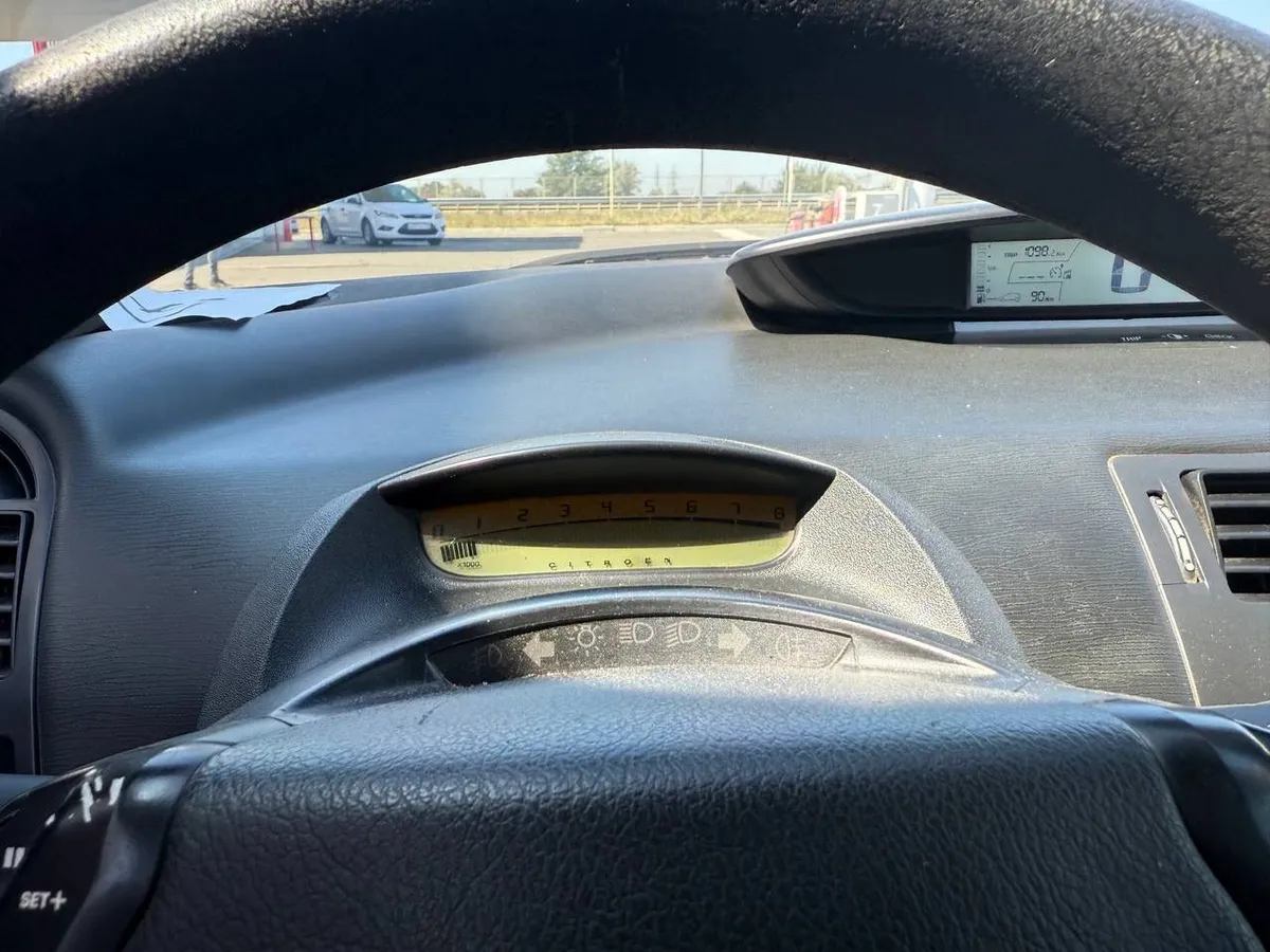 Citroen C4 1.6 MT (109 л.с.)