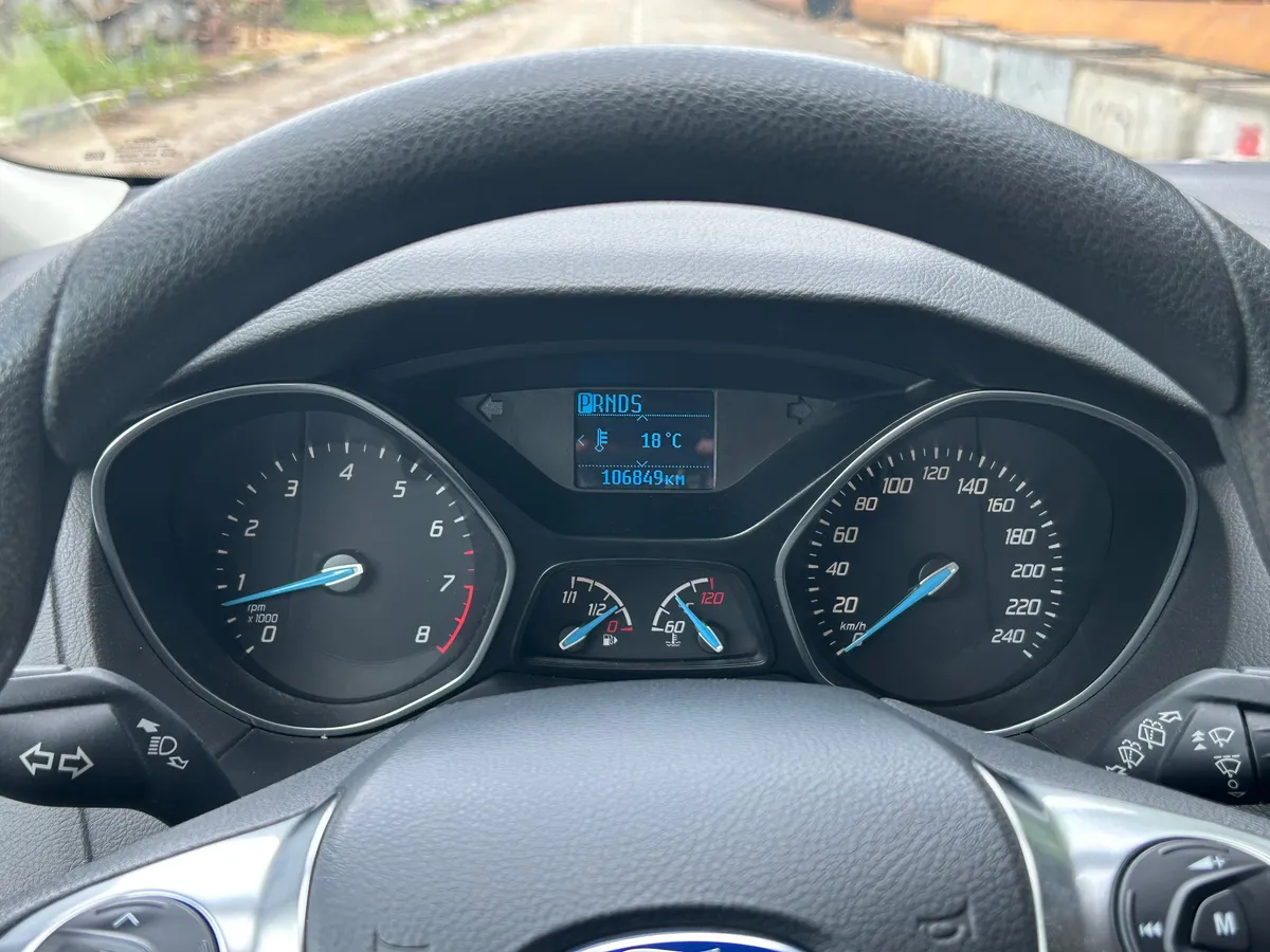 Ford Focus 1.6 PowerShift (125 л.с.)
