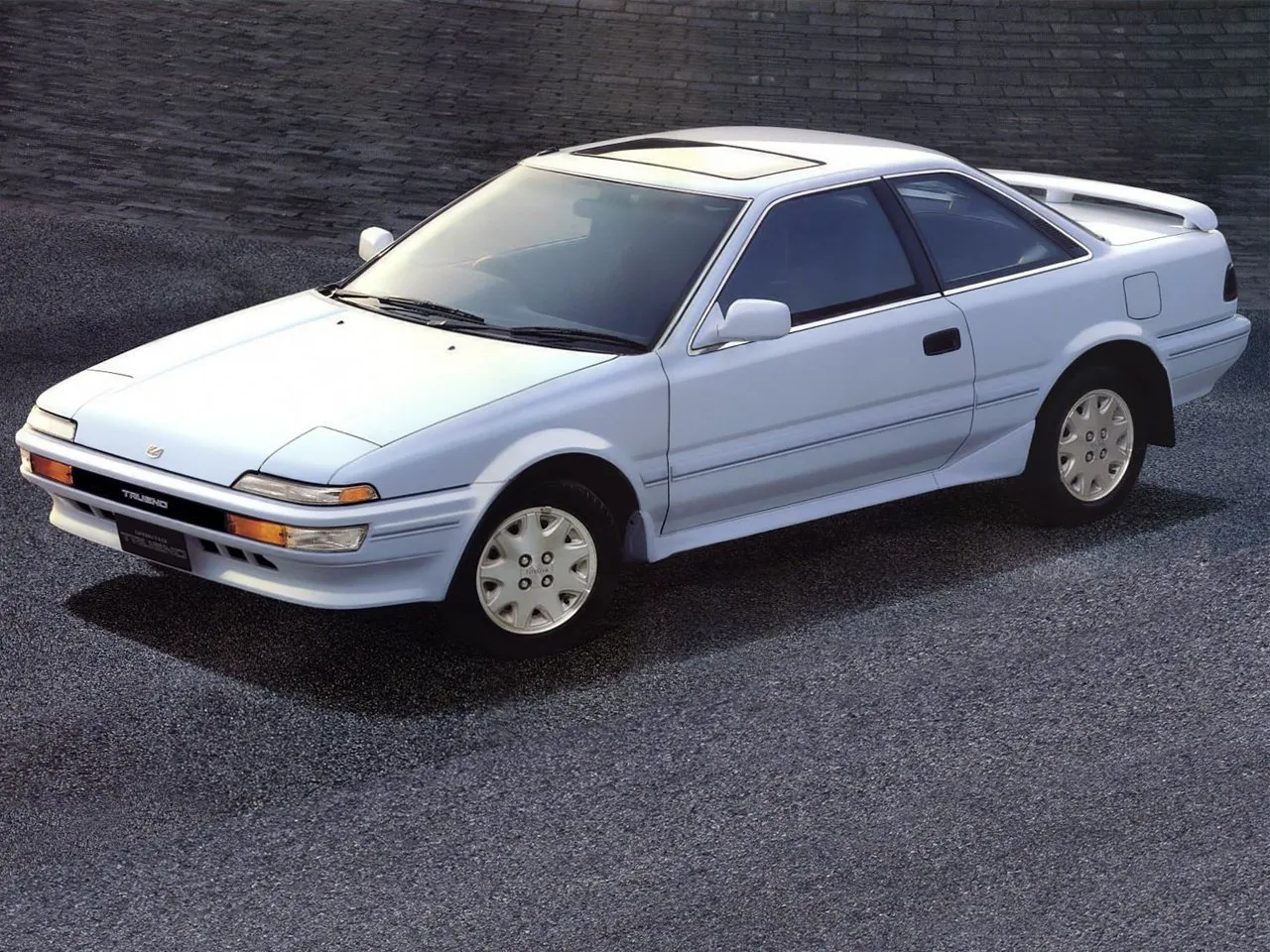 Toyota Sprinter Trueno 1.5 MT FWD (94 л.с.)
