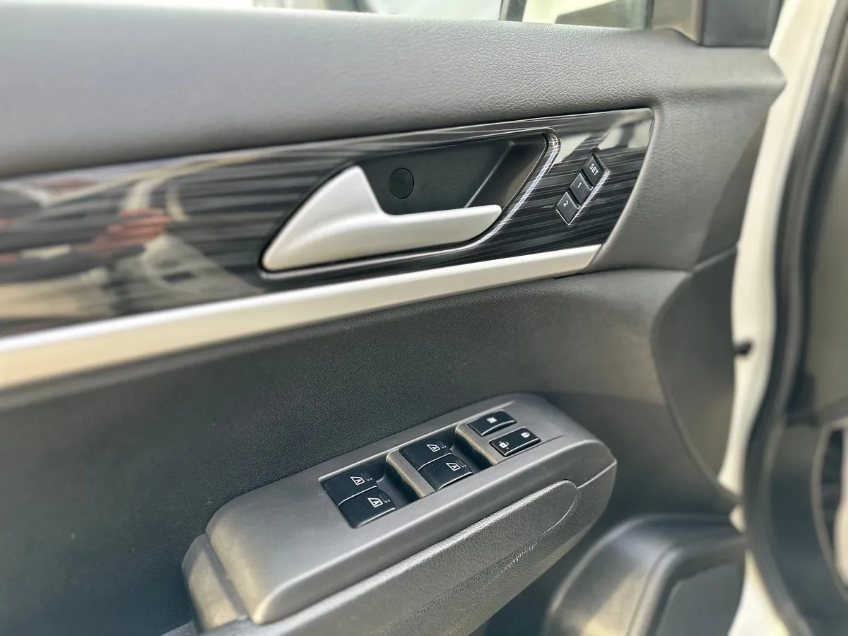 DongFeng AX7 2.0 AТ CVVT (140 л.с.)