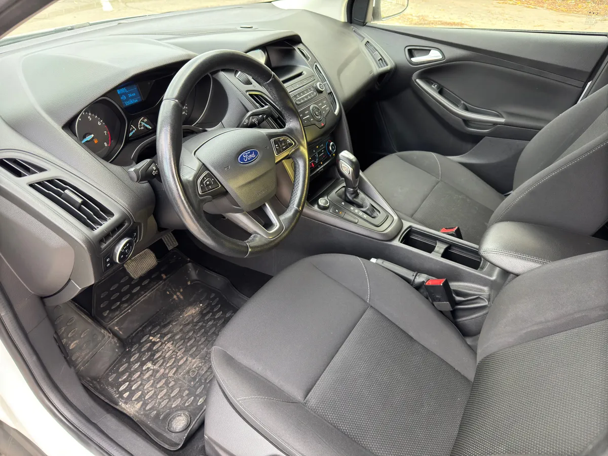 Ford Focus 1.6 Ti-VCT MT (105 л.с.), 2016 — фото 5