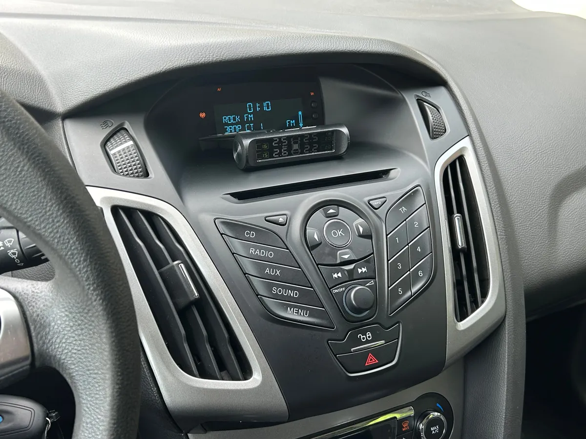 Ford Focus 1.6 PowerShift (125 л.с.)