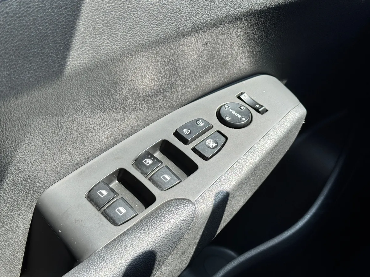 Hyundai Solaris 1.6 AT (123 л.с.), 2021 — фото 10