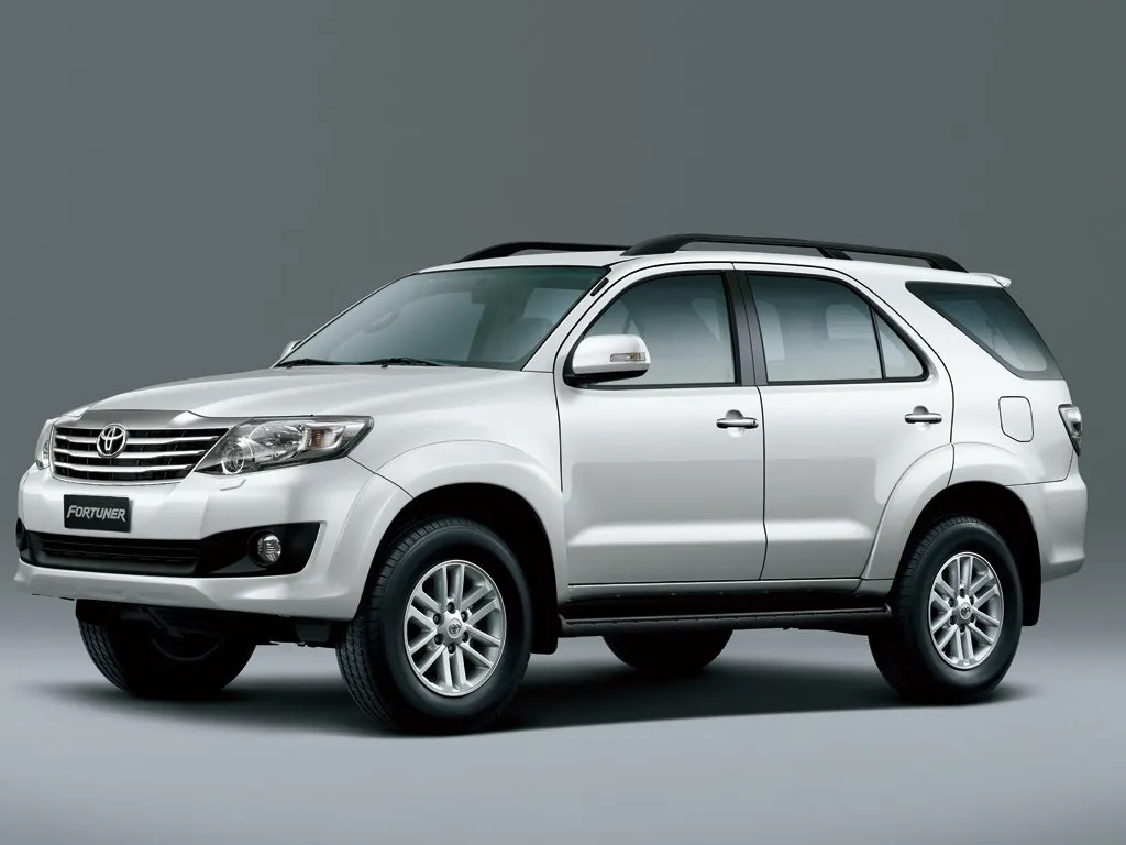 Toyota Fortuner 2.7 MT 4WD (163 л.с.)