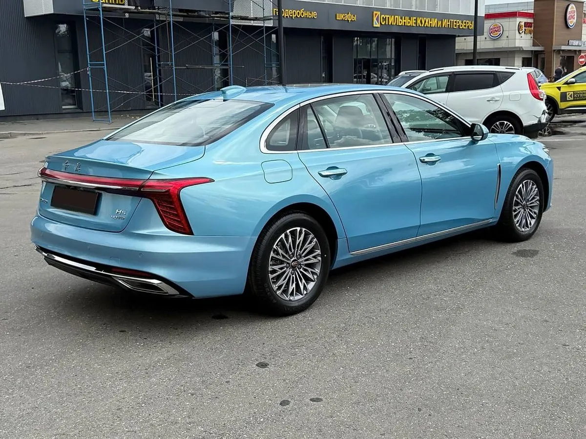 Hongqi H5 2.0 AT (218 л.с.)