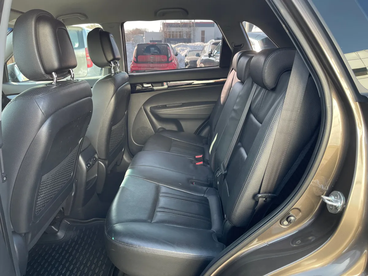 Kia Sorento 2.2 TD AT 4WD (197 л.с.)