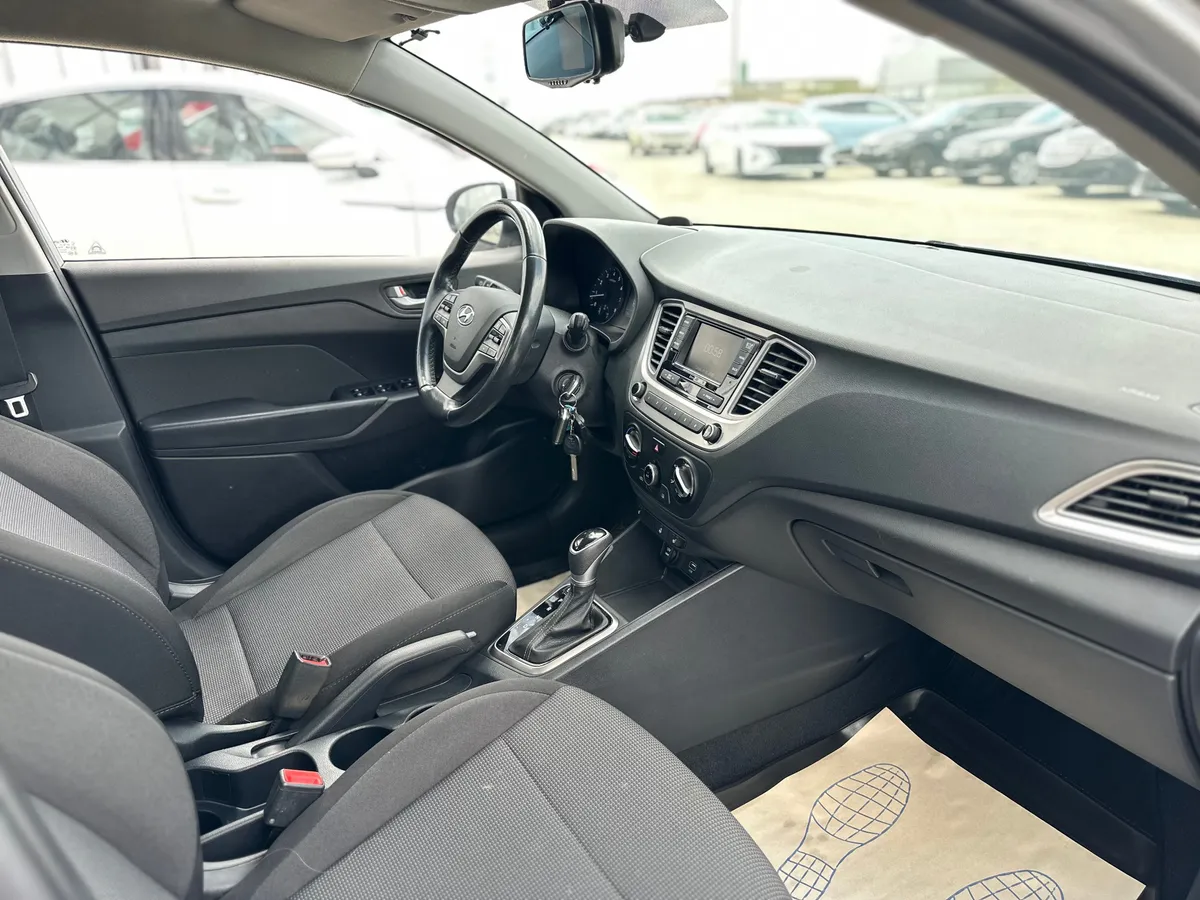 Hyundai Solaris 1.6 AT (123 л.с.), 2020 — фото 7