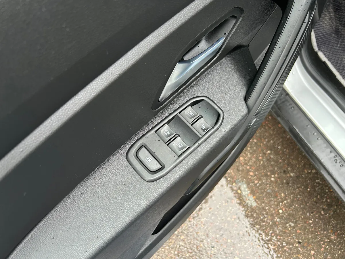 Renault Duster 2.0 MT 4x4 (143 л.с.)