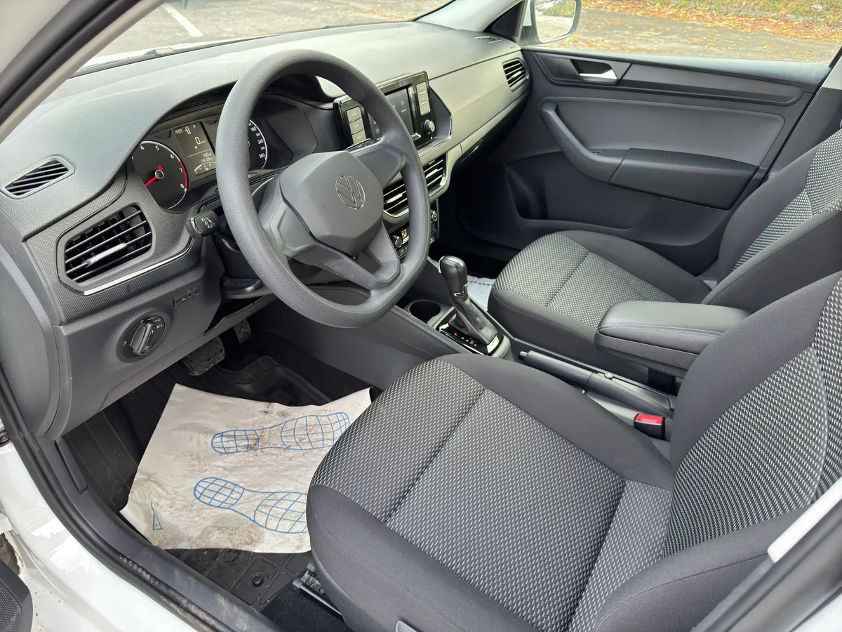 Volkswagen Polo 1.6 MPI AT (110 л.с.)