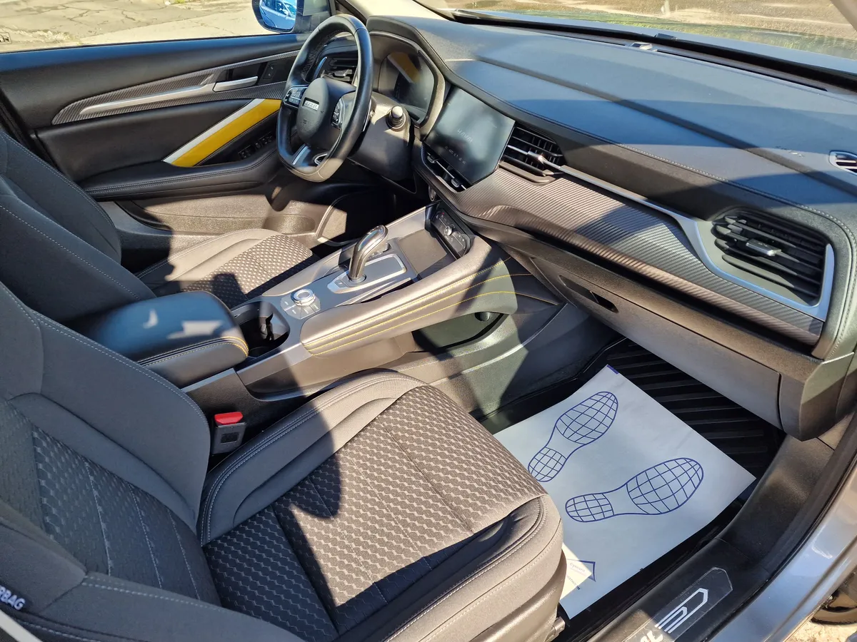 Haval F7x 2,0 (190 л,с) AMT, полный привод