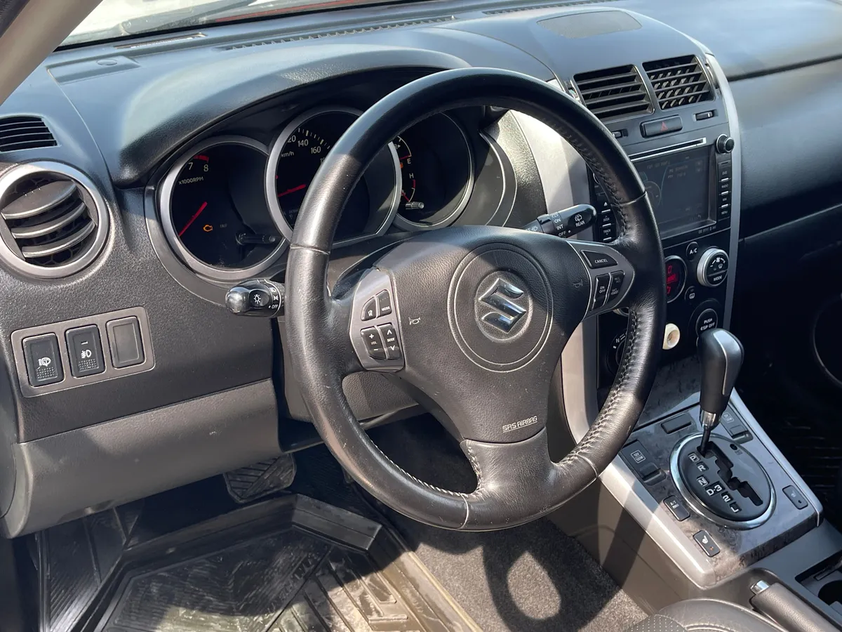 Suzuki Grand Vitara 2.4 AT 4WD (169 л.с.)