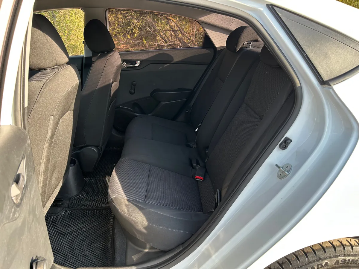 Hyundai Solaris 1.4 MT (100 л.с.), 2019 — фото 9