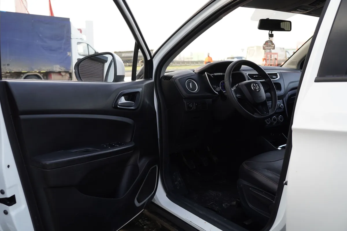 Brilliance V3 1.5 MT (107 л.с.)