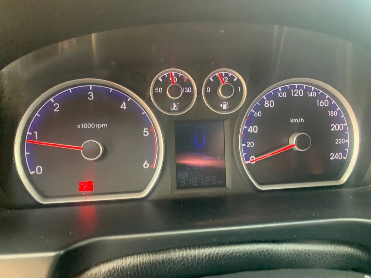 Hyundai i30 1.6 CRDi MT (90 л.с.)