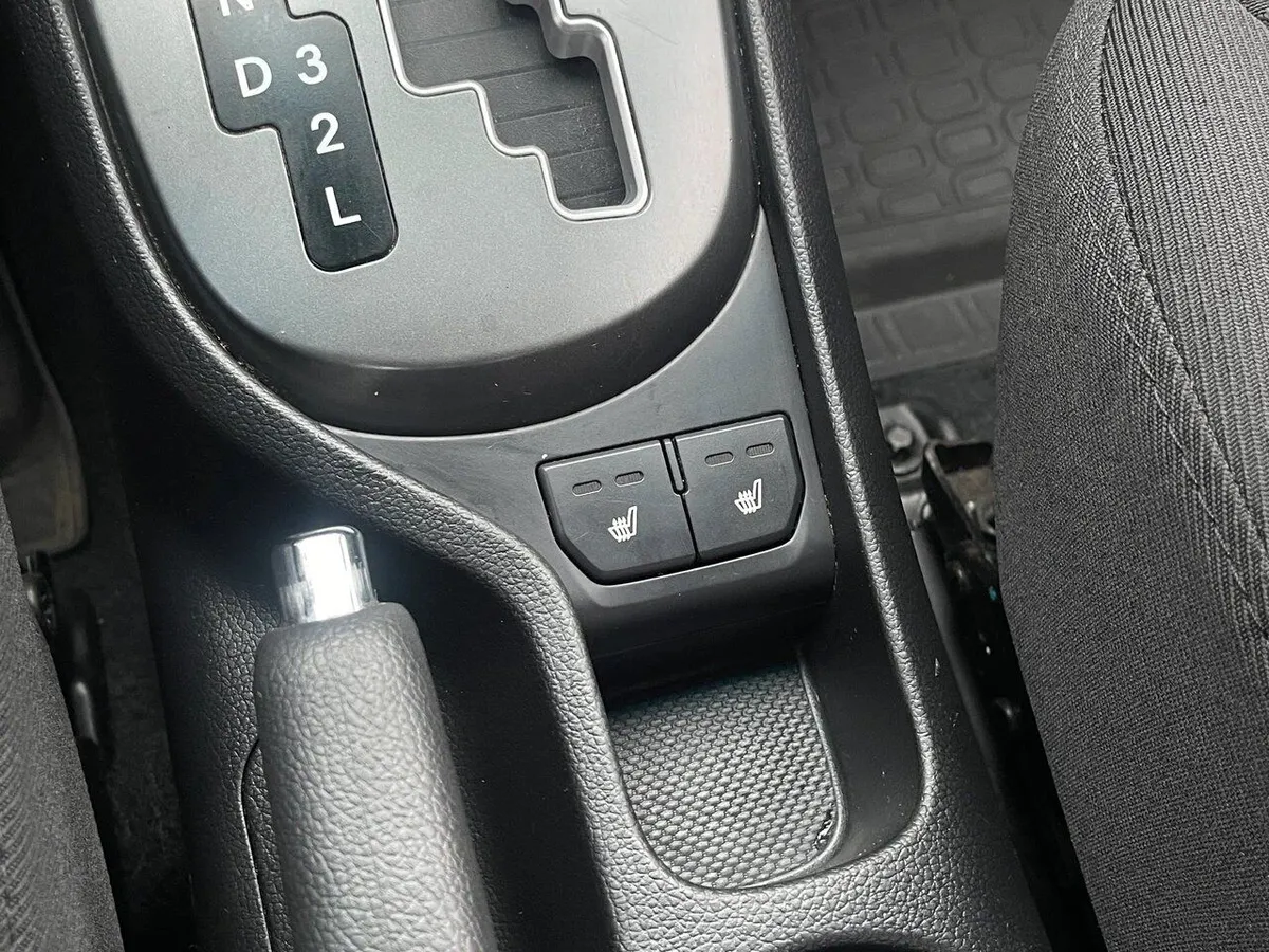 Kia Rio 1.6 AT (123 л.с.), 2013 — фото 9