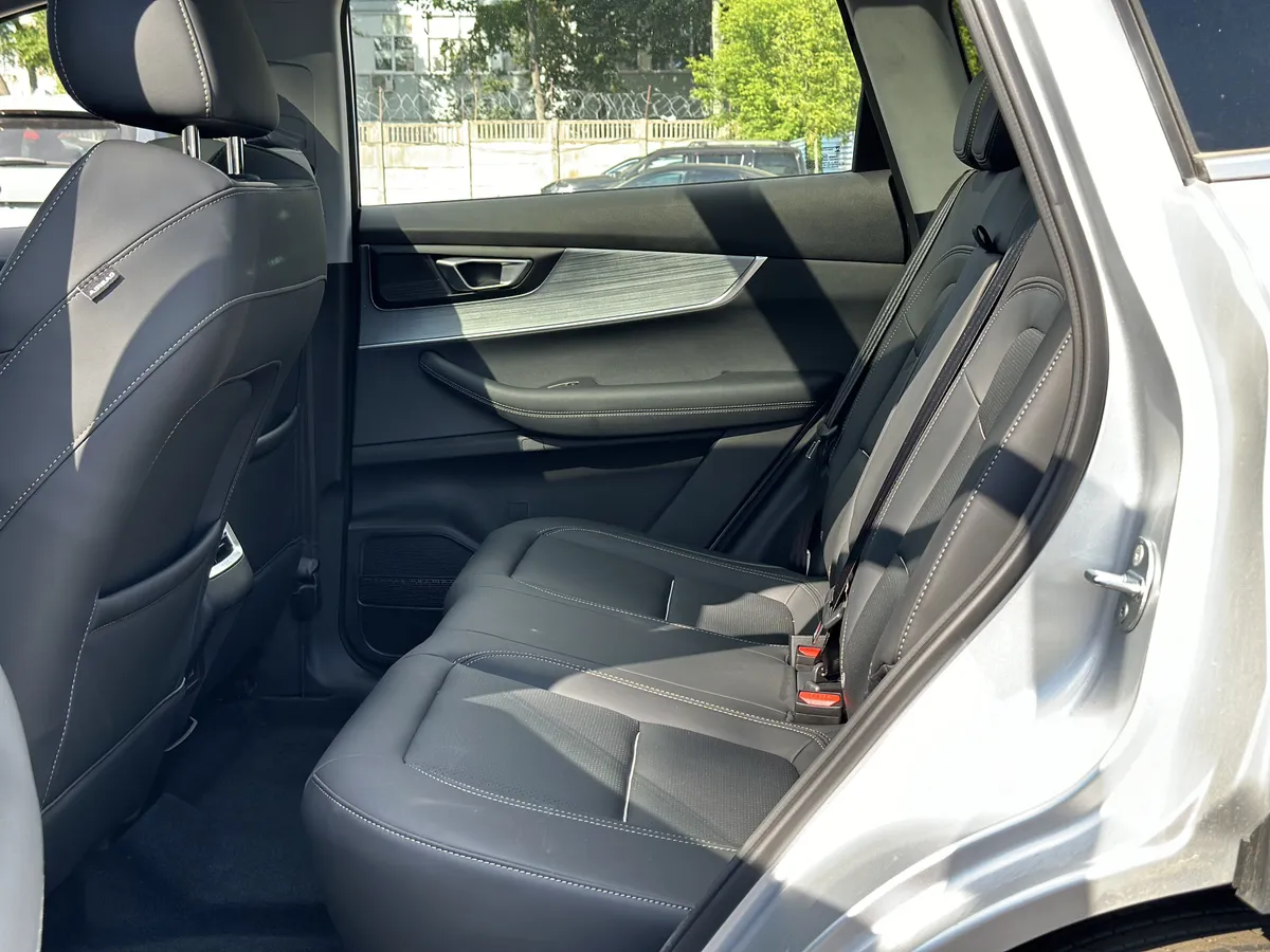 Chery Tiggo 7 Pro Max 1.5 CVT (147 л.с.)