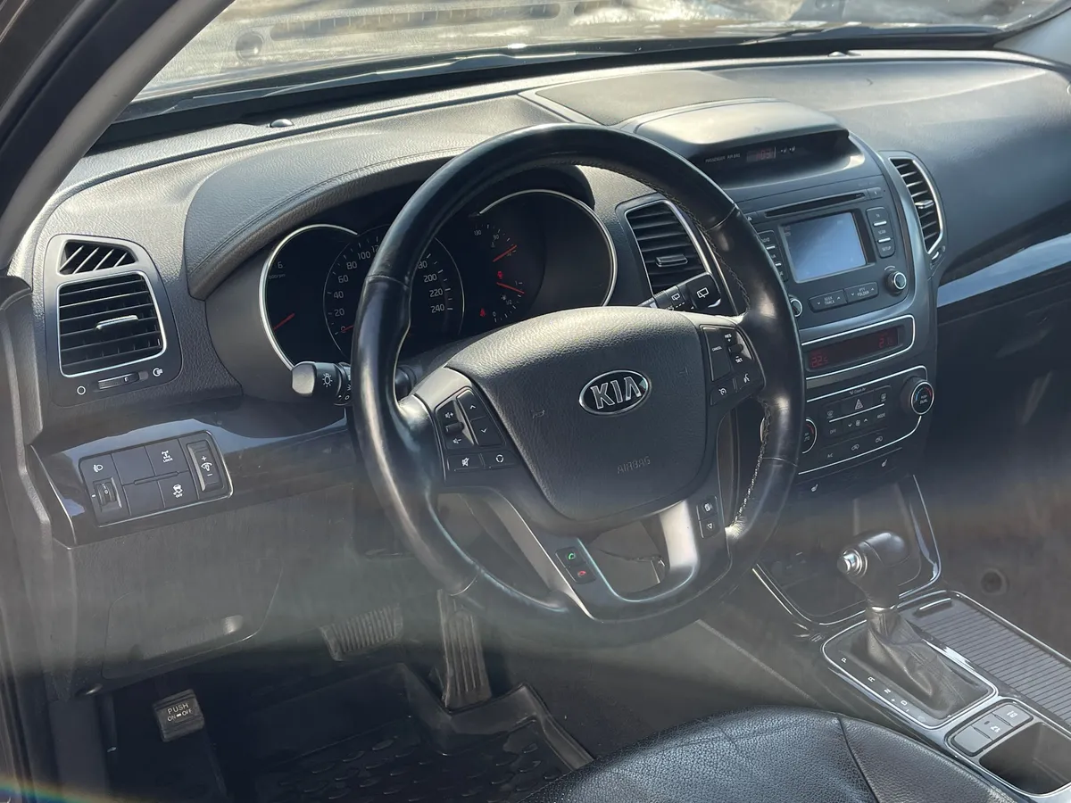 Kia Sorento 2.2 TD AT 4WD (197 л.с.)