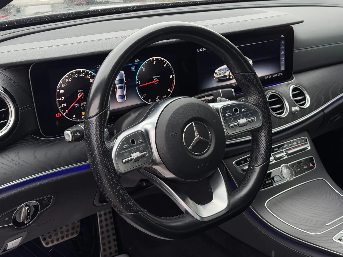 Mercedes-Benz E-Класс 2.0 AT 4WD (194 л.с.)