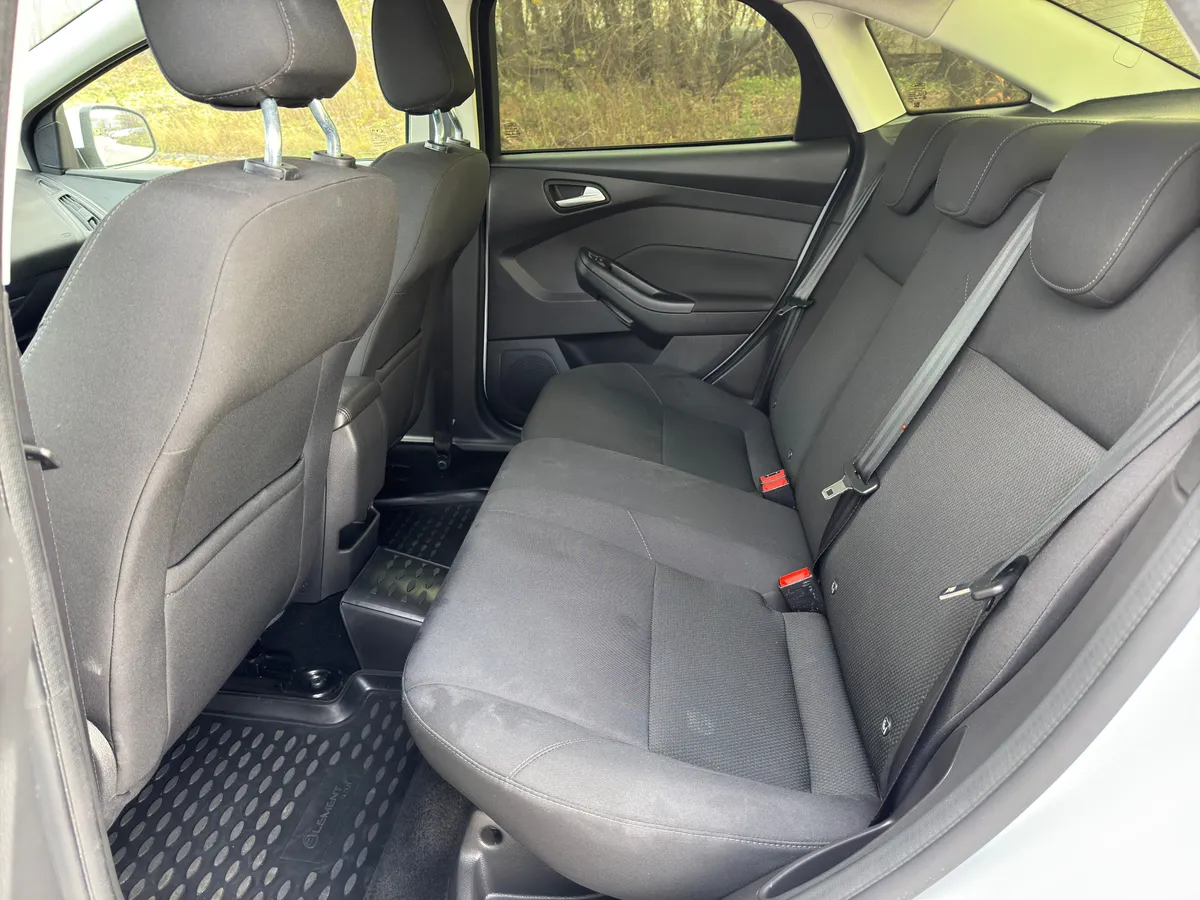 Ford Focus 1.6 Ti-VCT MT (105 л.с.), 2016 — фото 13
