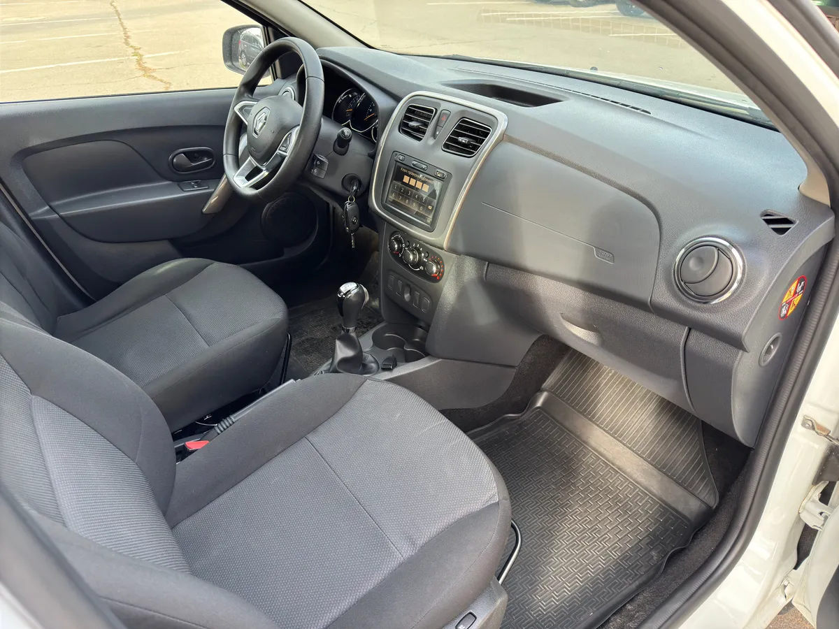 Renault Logan 1.6 AT (102 л.с.)