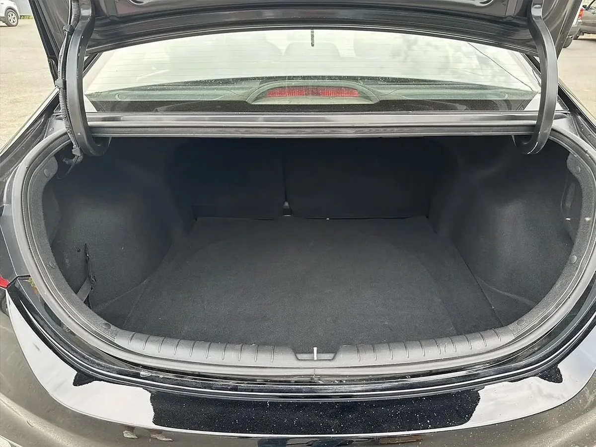 Hyundai Solaris 1.6 AT (123 л.с.)