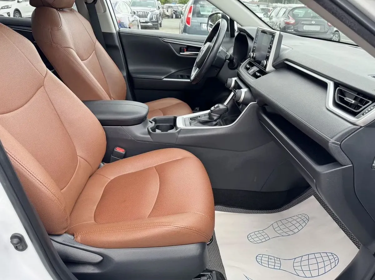 Toyota RAV4 2.0 CVT 4WD (171 л.с.)