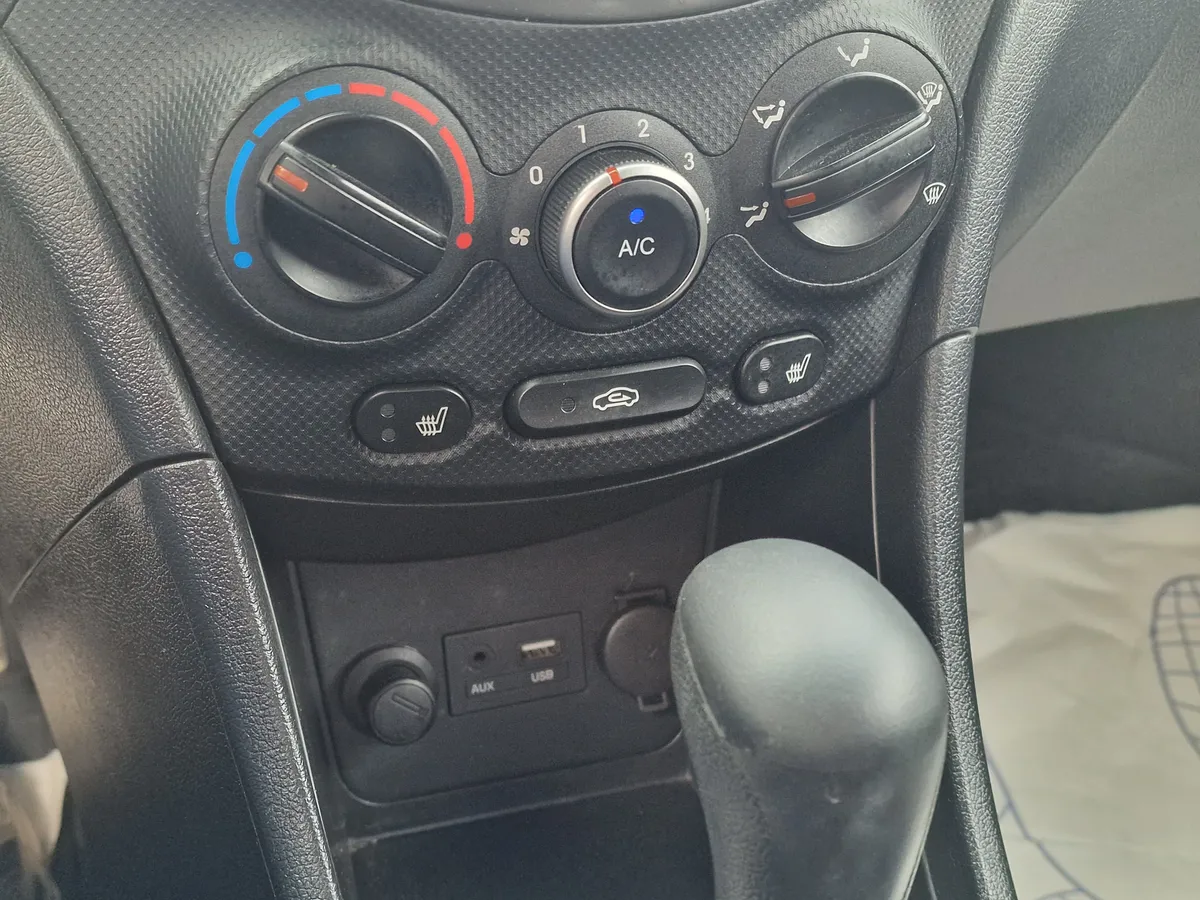 Hyundai Solaris 1.4 AT (107 л.с.), 2015 — фото 9