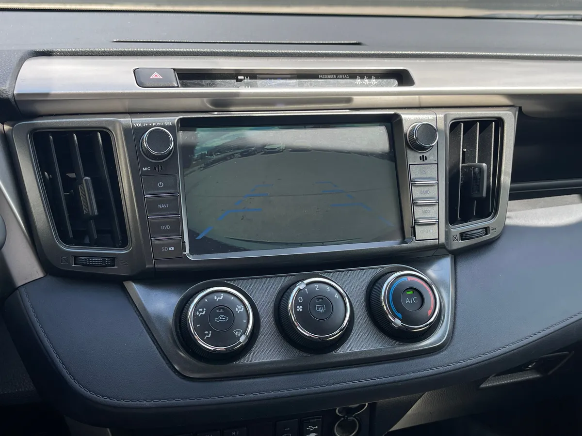 Toyota RAV4 2.0 CVT 4WD (146 л.с.)