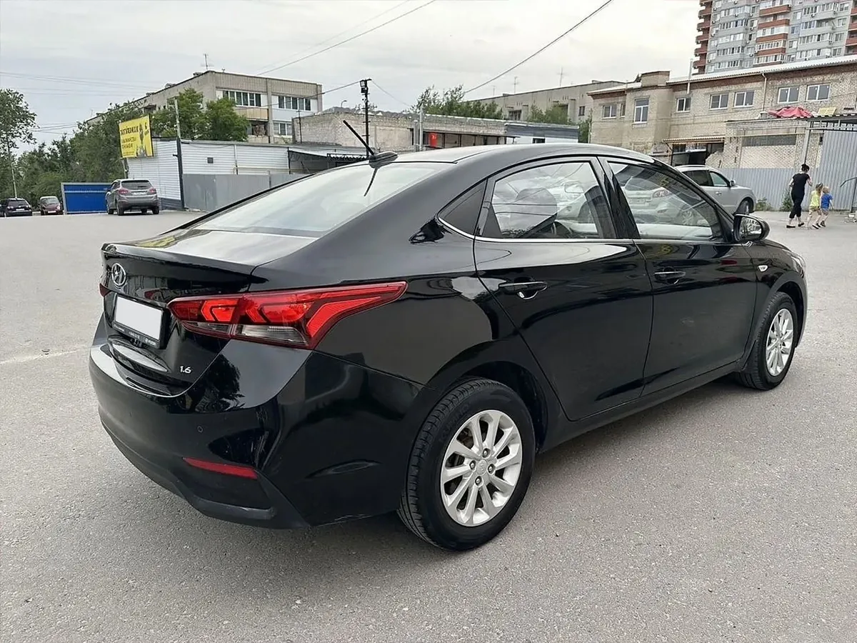 Hyundai Solaris 1.6 AT (123 л.с.)