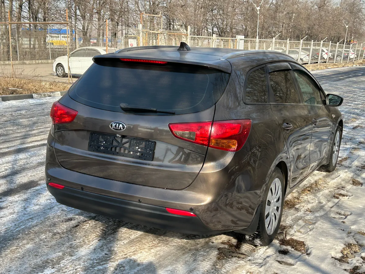 Kia Ceed 1.6 AT (130 л.с.)
