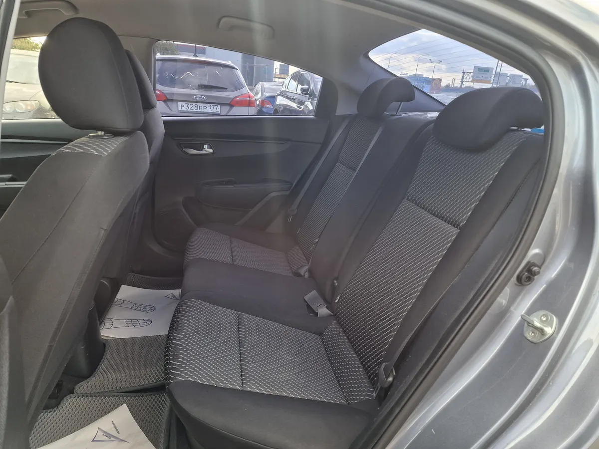 Kia Rio 1.6 AT (123 л.с.)
