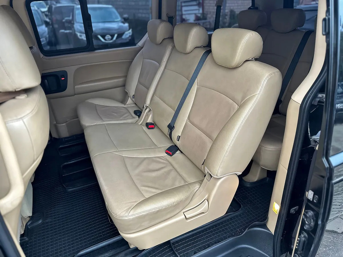 Hyundai H-1 2.5 AT (170 л.с.)