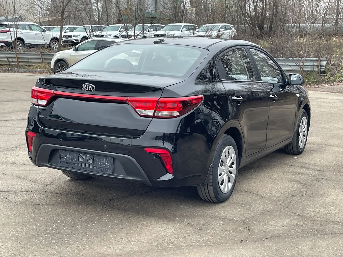 Kia Rio 1.4 AT (100 л.с.)