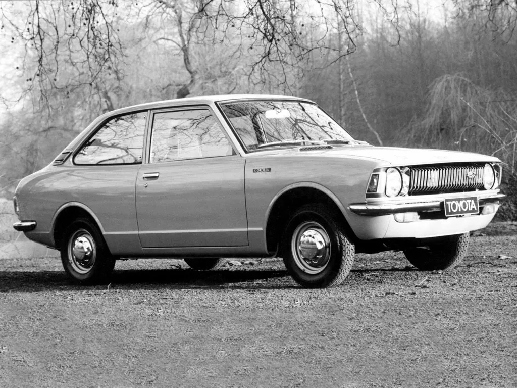 Toyota Corolla 1.2 AT RWD (55 л.с.)