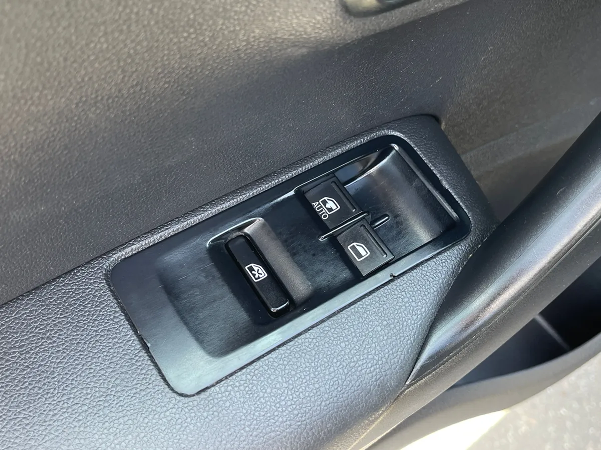Volkswagen Polo 1.6 Tiptronic (105 л.с.), 2011 — фото 10